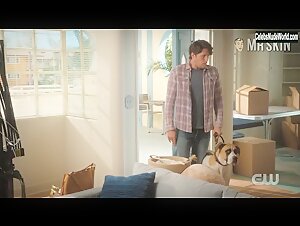 Gina Rodriguez No Panties , Funny scene in Jane the Virgin (2015-2019) 11