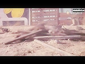 Finn Carter Sexxy,underclothing scene in Tremors (1990) 16