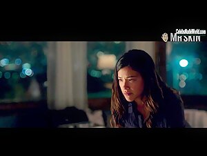 Gina Rodriguez underwear, Sexy scene in Miss Bala (2019) 4
