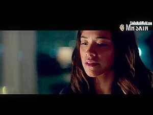 Gina Rodriguez underwear, Sexy scene in Miss Bala (2019) 8