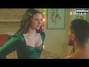 Katie Stevens Cleavage , Interracial scene in The Bold Type (2017-2021)