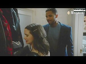 Katie Stevens Cleavage , Interracial scene in The Bold Type (2017-2021) 2