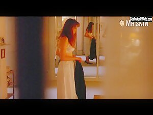 Jemma Redgrave Gorgeous,underclothing scene in Dream Demon (1988)
