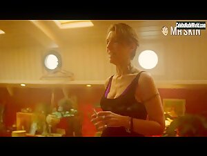 Sophia Di Martino, Harriet Walter lesbian, Sexy scene in Flowers (2016-2018) 1