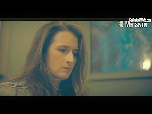 Grace Gummer Nude, butt scene in Dr. Death (2021) 20