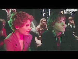 Marilu Henner Sexy scene in Between the Lines (1977) 20