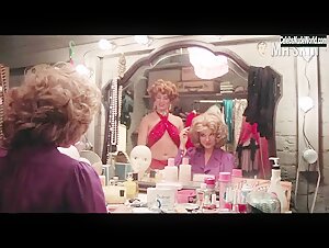 Marilu Henner, Lindsay Crouse Sexy scene in Between the Lines (1977) 10