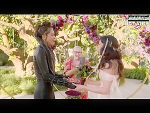 Lesley-Ann Brandt, Inbar Lavi lesbian, Sexy scene in Lucifer (2016-2021) 14