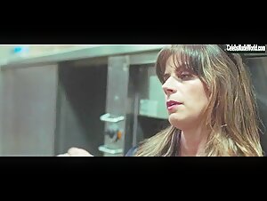 Elise Schaap in Stromboli (2022)