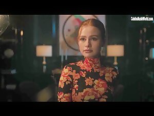 Madelaine Petsch, Vanessa Morgan & Camila Mendes in Riverdale s6x22 16