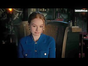 Madelaine Petsch, Lili Reinhart, Camila Mendes , Vanessa Morgan in Riverdale  9