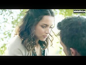 Ana de Armas in Deep Water (2022) 17