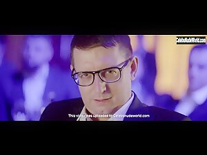 Izabela Chojnacka and others in Petla s01e03-04 (2020) 14