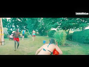 Emma-Katharina Suthe and others in Get Lucky (2019) 19