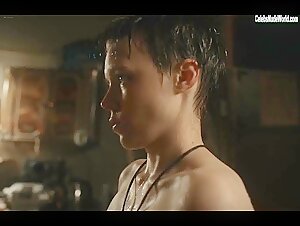 Anya Patokina, Polina Fedina in Sasha (2022)  12