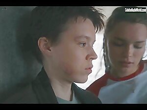 Anya Patokina, Polina Fedina in Sasha (2022)  4
