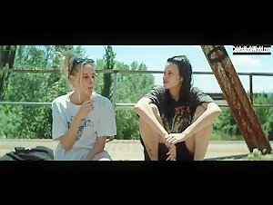 Milena Smit, Olivia Baglivi in Libelulas 10
