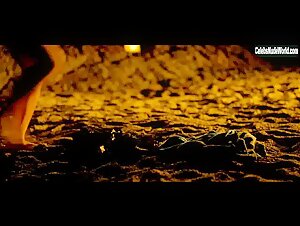 Nathalie Hart, Coleen Garcia in Sin Island (2018)  7