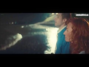 Wiktoria Filus, Magdalena Poplawska, Matylda Giegzno licking scene in Glitter (2022) s1e10 14
