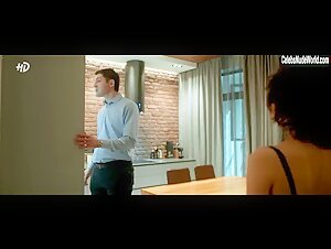 Darya Kashirina, Oksana Streltsova, Natalya Bardo in Besprintsipnie (2020) s1e1 11