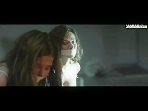 Stefanie Scott, Anna Friel in I.T. (2016) 16