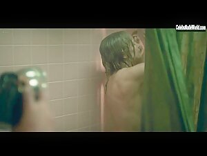 Jessica Chastain Bathroom , Blonde in George and Tammy (2022) 15