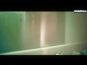 Jessica Chastain Bathroom , Blonde in George and Tammy (2022) 7