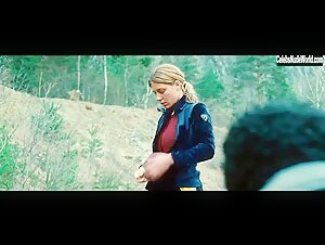 Adele Exarchopoulos, Daphne Patakia, Swala Emati nude, Kissing in Les cinq diables (2022) 10
