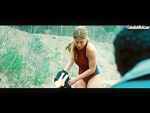 Adele Exarchopoulos, Daphne Patakia, Swala Emati nude, Kissing in Les cinq diables (2022) 11