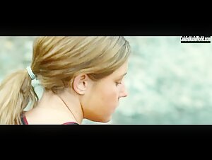 Adele Exarchopoulos, Daphne Patakia, Swala Emati nude, Kissing in Les cinq diables (2022) 12