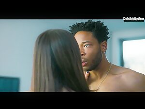 Magdalena Laubisch, Malaya Stern Takeda in Love Addicts (2022) 15