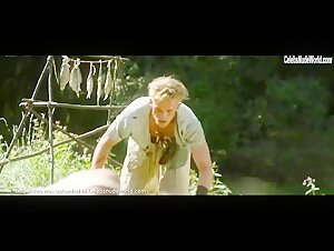 Henriette Confurius, Roxane Duran in Narziss und Goldmund (2020)  20