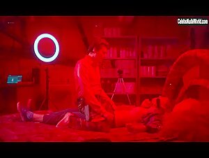 Jasmina Polak, Maja Wolska in Dead End (2022) S1  16