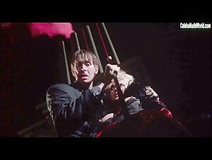 Sarah Maur Thorp, Carolyn Cortez, Cathy Murphy in Edge of Sanity (1989)  10