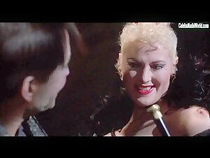 Sarah Maur Thorp, Carolyn Cortez, Cathy Murphy in Edge of Sanity (1989)  12