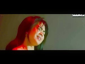 Azi Acosta, Alona Navarro in Suki (2023)  18