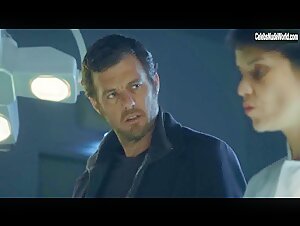 Joyce Bibring in Noces Rouges s01 (2018) 2