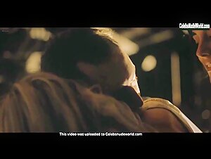 Nora Trokán, Nike Kurta in Well (HU-2016)  18