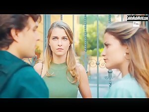 Silvia Mazzieri, Carlotta Antonelli in Vivi e lascia vivere (2020) S1  18