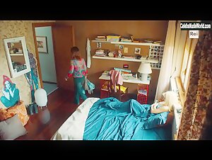 Silvia Mazzieri, Carlotta Antonelli in Vivi e lascia vivere (2020) S1  20