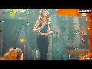 Silvia Mazzieri, Carlotta Antonelli in Vivi e lascia vivere (2020) S1  6
