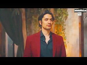 Silvia Mazzieri, Carlotta Antonelli in Vivi e lascia vivere (2020) S1  9