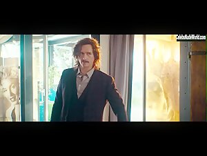 Matilde Gioli in Va bene cosi (2021)  13