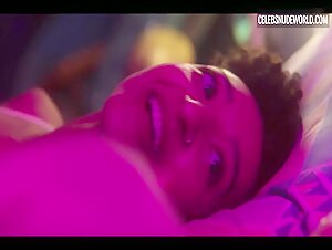 Tanya Reynolds, Patricia Allison Sexy,  Lingerie , Masturbation scene in Sex Education (2019-) 11