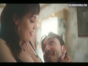 Emma Mackey Sexy,underclothing scene in Sex Education (2019-) 7