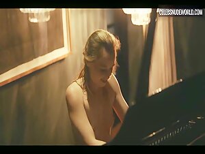 Suzanna Son breasts, Nude scene in The Idol (2023-)
