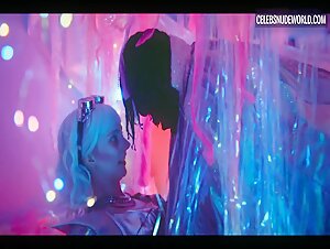 Tanya Reynolds Sex, Sexy scene in Sex Education (2019-) 17