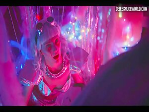 Tanya Reynolds Sex, Sexy scene in Sex Education (2019-) 5