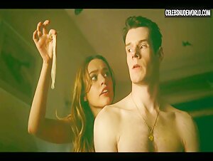 Aimee-Lou Wood Nude, breasts scene in Sex Education (2019-) 19