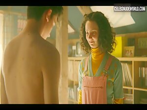 Tanya Reynolds Sexy,underwear scene in Sex Education (2019-) 1